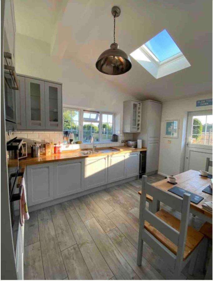 Near Woodbridge The Annexe Eyke Fantastic Views With Dog Secure Garden And Paddock Βίλα Εξωτερικό φωτογραφία